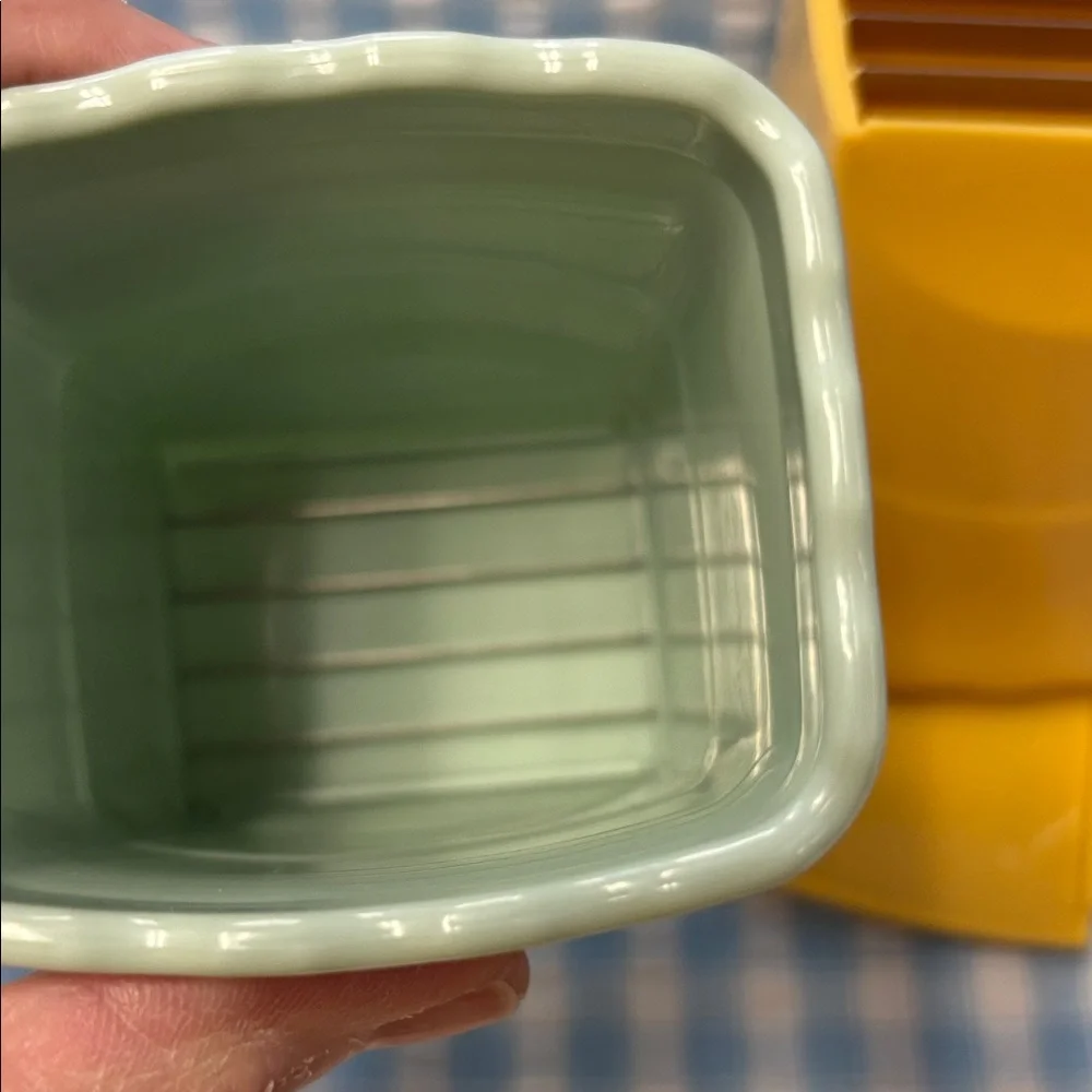 unbranded durable plastic
